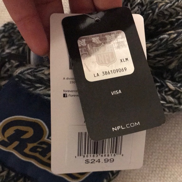 LA RAMS Infinity Scarf - Picture 3 of 4